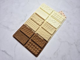 Molde silicona 12 chocolatines